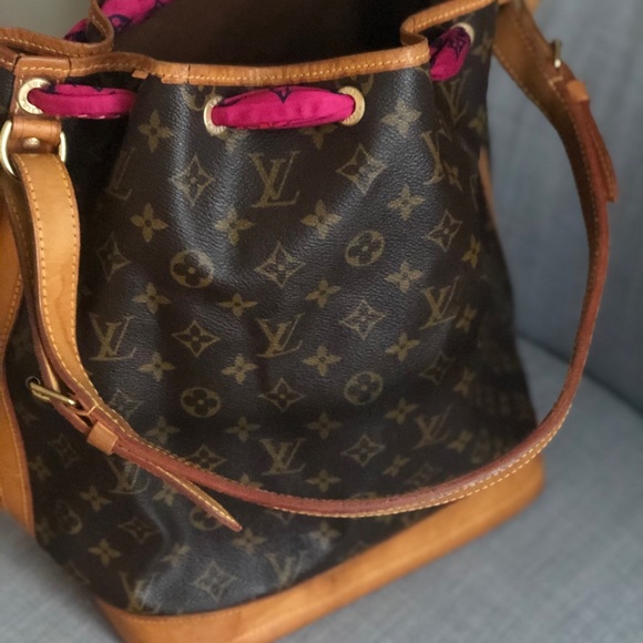 Authentic 💯 Louis Vuitton Noe bag GM

‼️SOLD‼️ - Picture 13 of 13